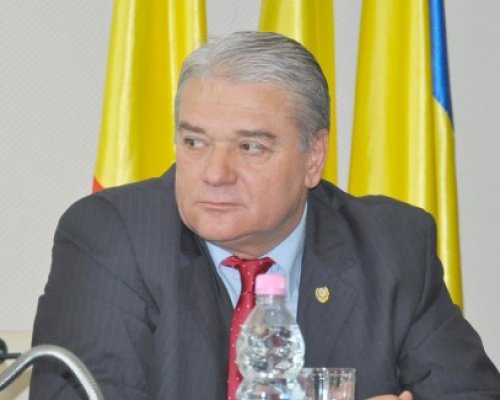 Vicepreşedintele Senatului României susţine exploatarea gazelor de şist
